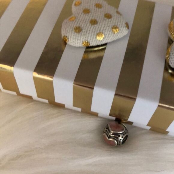 Pandora Heart Enamel Charm - Picture 2 of 3